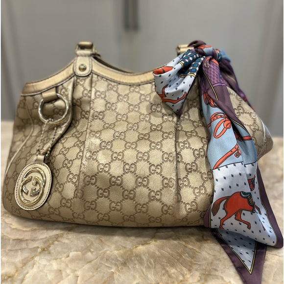 Gucci Sukey in  gold guccissima leather. - Picture 5 of 15